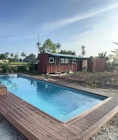 Homestay Kampong Kota Aur Resort With Swimming Pool, Kepala Batas, Seberang Perai, Penang Kepala Batas  Exterior photo