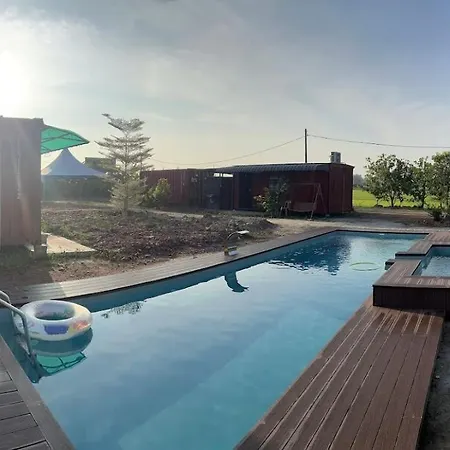 Homestay Kampong Kota Aur Resort With Swimming Pool, Kepala Batas, Seberang Perai, Penang Kepala Batas  Exterior photo