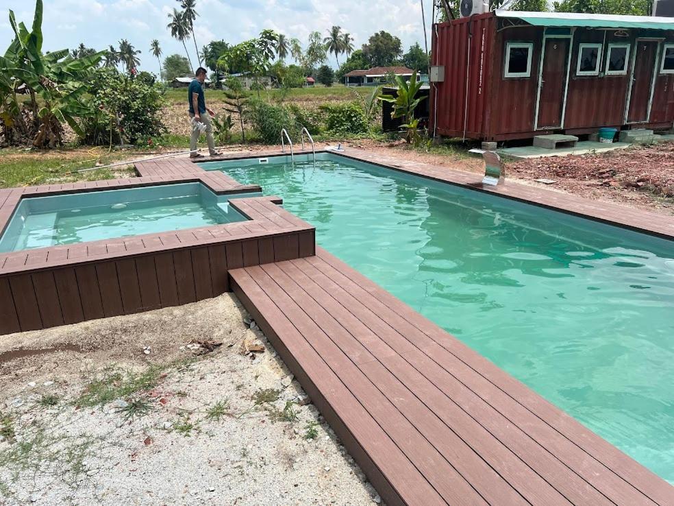 Kampong Kota Aur With Swimming Pool, Kepala Batas, Seberang Perai, Penang Villa *